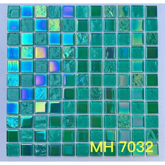 Gạch Mosaic Thủy Tinh Luxury KT 25*25MM CNS- MH7032